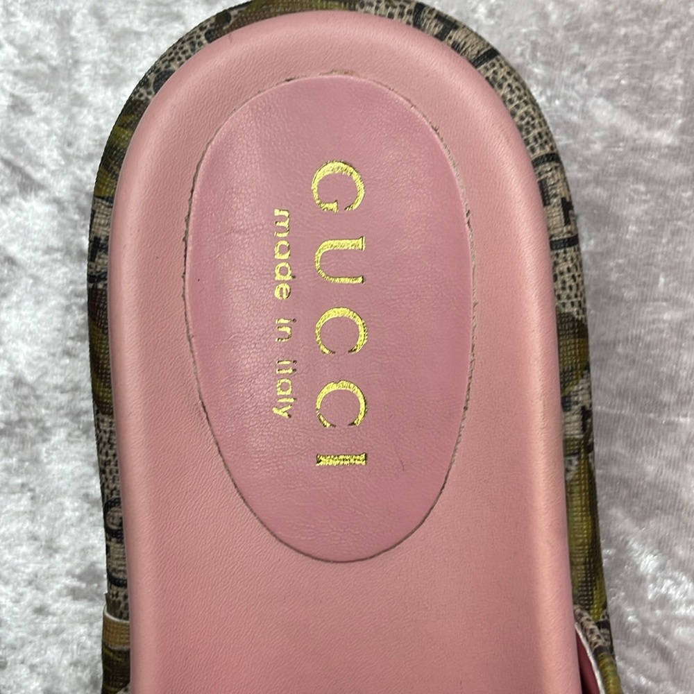 Gucci Floral Monogram Platform Slides in Beige and Pink. Box is not available - Picture 9 of 10